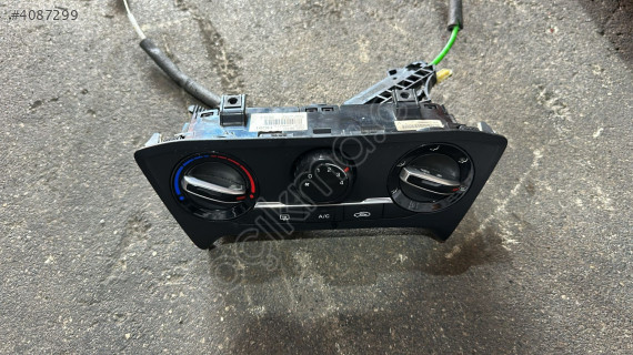 97250-C8010 2015 HYUNDAİ İ20 1.2 BENZİNLİ KLİMA KONTROL PANELİ