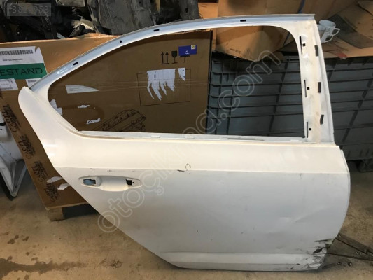 2014 skoda octavia sağ arka kapı