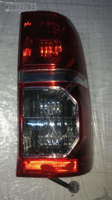 TOYOTA HİLUX SAĞ ARKA STOP