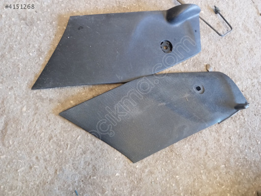 Peugeot 308.Orta konsol yan kapak 9677958177