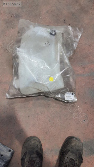 citroen c4 b7 silecek su deposu sıfır orjinal