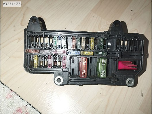 bmv 7 serisi e65 e66 730 sigorta kutusu