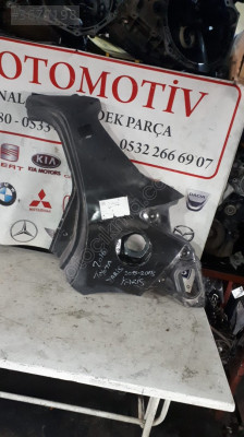 2015-2018 TOYOTA YARİS SOL ARKA ÇAMURLUK SACI