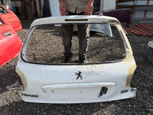 PEUGEOT 206 BAGAJ PLAKALIK ÇITASI ORJİNAL ÇIKMA 98-08