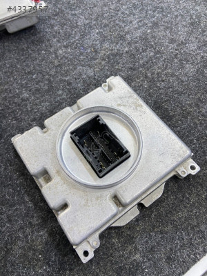 AUDİ A4 2017-2020 FAR BEYİN