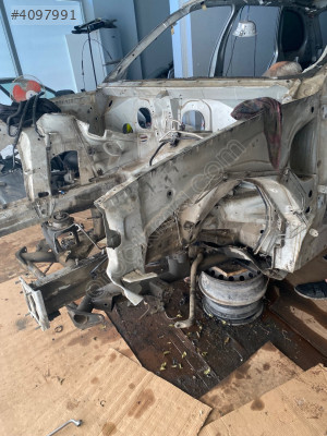 BMW X5 SOL ÖN ÇEYREK PODYE HATASIZ E53