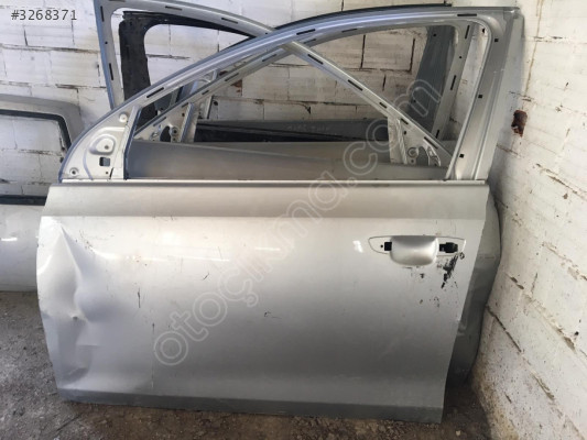 VOLKSWAGEN GOLF 6 ORJİNAL ÇIKMA SAĞ ÖN KAPI