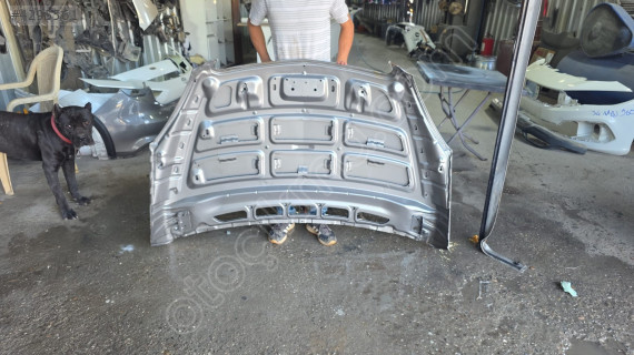 Mercedes B.180 model 2010 on motor kaputtu