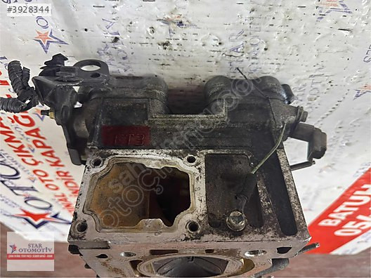 Citroen C4 1.4 16v ET3 Silindir Kapağı