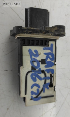 renault trafic 3 2016 1.6 hava akışmetre (son fiyat)