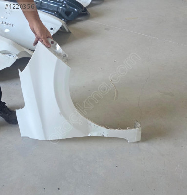 HYUNDAİ İ10 BEYAZ SAĞ ÖN ÇAMURLUK ORJINAL