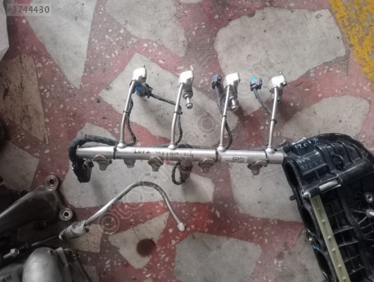 1.4 opel astra enjektör kütüğü