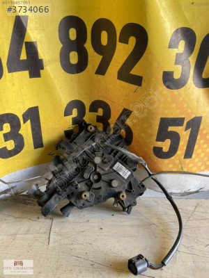 Transporter T5-T6 sürgülü kapı kilidi  7E0843654