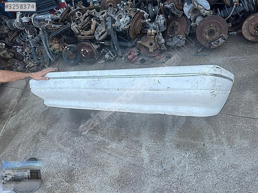 OTO CEMDEN ÇIKMA FORD ESCORT (94-95) SEDAN ARKA TAMPON