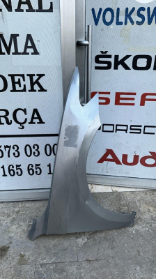 VOLKSWAGEN PASSAT SAĞ ÖN ÇAMURLUK