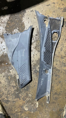 RENAULT CLİO 2 ÖN CAM IZGARASI