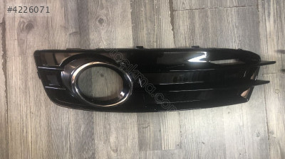 AUDİ A3 S LİNE SAĞ SİS KAPAĞI 8P0807682AF ÇAĞRI OTO MASLAK