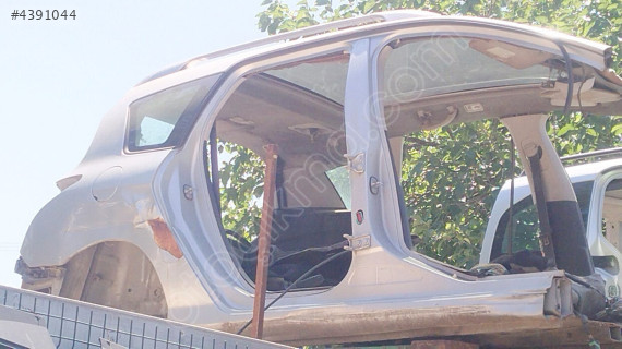 PEUGEOT 308 STATİON VAGON SAĞ ARKA ÇAMURLUK ÇIKMA