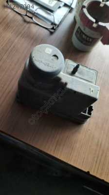 Mercedes C Serisi Merkezi Kilit Motoru -2028001948 Çıkma Parça