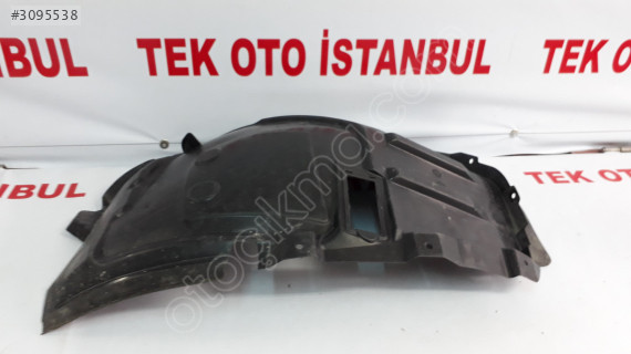 Mercedes E 213 DAVLUMBAZ SAĞ ÖNÜN ÖNÜ