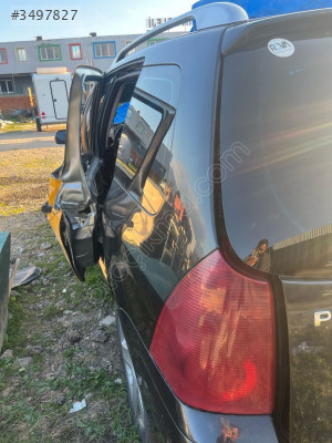 Peugeot 307 arka kelebek camı sol