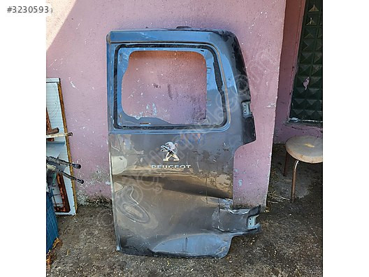 PEUGEOT RİFTER BAGAJ KAPAGİ ORJİNAL ÇİLEK OTO ÇIKMA