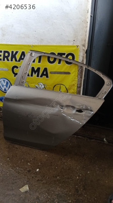 Fiat Egea Modeli İçin Sol Arka Kapı Çıkma Parçası