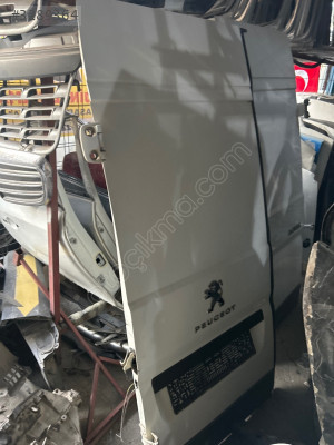 Fiat Ducato bagaj kapağı