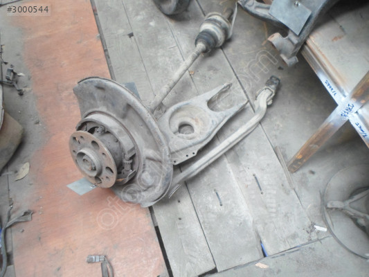 VOLKSWAGEN (8D0407258) SAĞ ARKA AKS TAŞIYICI AMARTİS