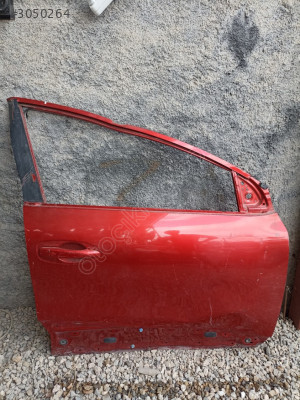Renault Kadjar sağ ön kapı