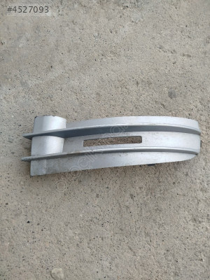 Volkswagen Caddy ön tampon sol ızgara