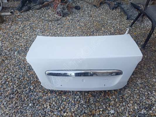 Fiat Linea Arka Bagaj Kapağı Dolu