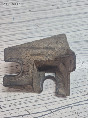 RENAULT Megane 3 - Kangoo 2 - Dacia Logan Tel Suportu 8200367224