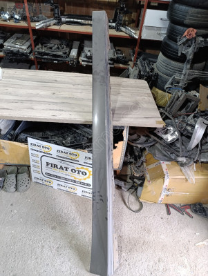 ÇIKMA 51777256912 BMW 3 SERISi F30 SAĞ MARŞPİYEL KAPLAMA