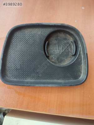 Hyundai Accent Era orta konsol plastiği