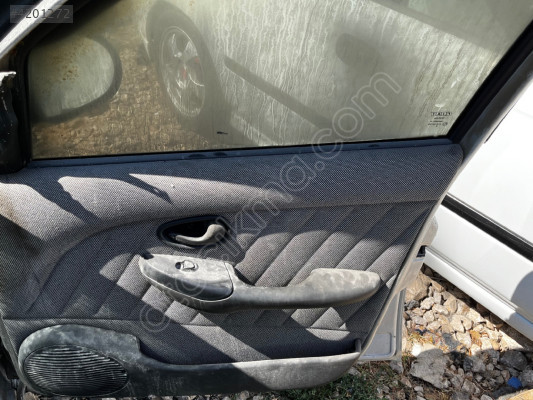 ÇIKMA PARÇA FİAT ALBEA SAĞ ÖN KAPI DÖŞEMESİ