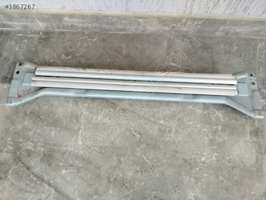 MERCEDES E 250 SANROOF PERDESİ HATASIZ ÇIKMA EGE OTOMOTİV