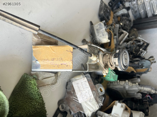 Fiat Linea bagaj kilidi