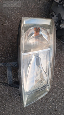 VOLKSWAGEN TRANSPORTER 5  SAĞ FAR