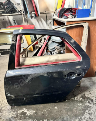 RENAULT LAGUNA SOL ARKA KAPI ORJİNAL EYUPCAN OTO'DA
