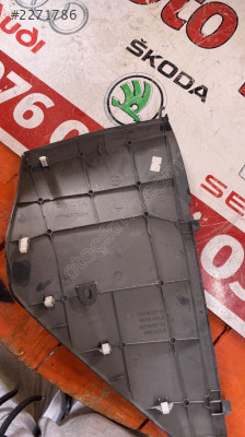 5531802110 toyota corolla 2018 orta konsol ön sol kaplaması