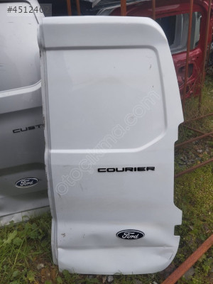 Ford courier 2024-25 sağ arka bagaj kapı