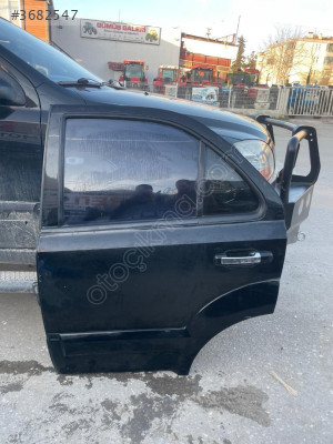 Orijinal Temiz Kia Sorento Sol Arka Kapı Çıkma Parçası