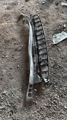 2016 FORD COURİER ÇIKMA ORJİNAL RADYATÖR ALTI PLASTİGİ