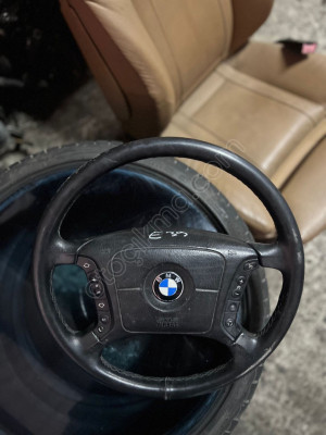 BMW E39 DİREKSİYON SİMİDİ AİRBAGLİ TUŞLU ÇIKMA ORJİNAL
