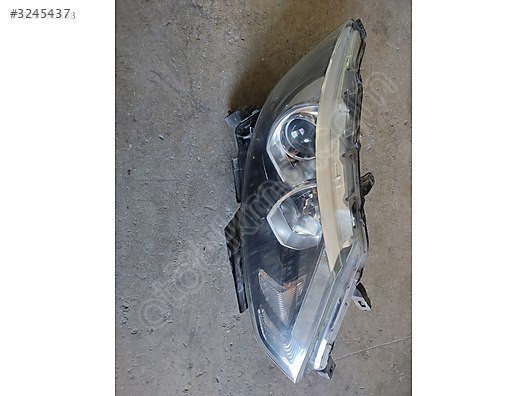 Nissan Qashqai sağ ön far
