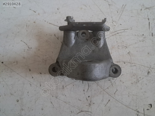 RENAULT LAGUNA 2 - 1.9 DİZEL MOTOR ALT KULAĞI