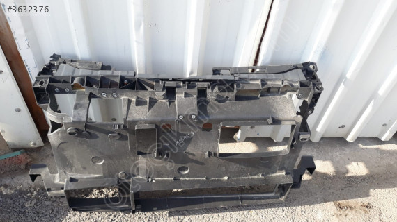 RENAULT MEGAN 4 ÖN PANEL