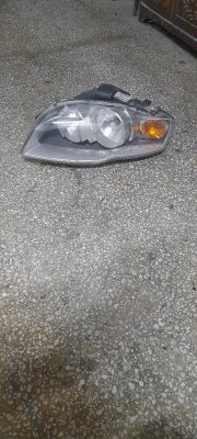 2005 Audi A4 sol far
