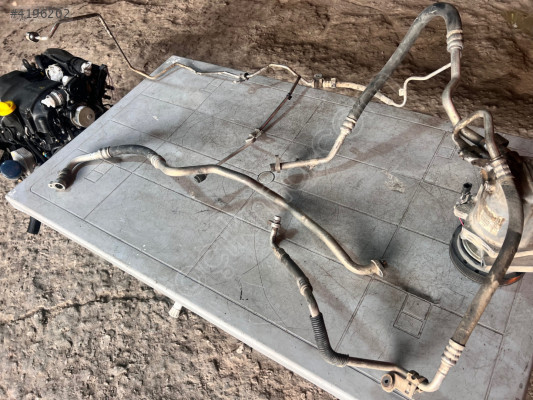 RENAULT FLUENCE 1.5 DİZEL KLİMA BORULARI ÇIKMA ORJİNAL HATASIZ